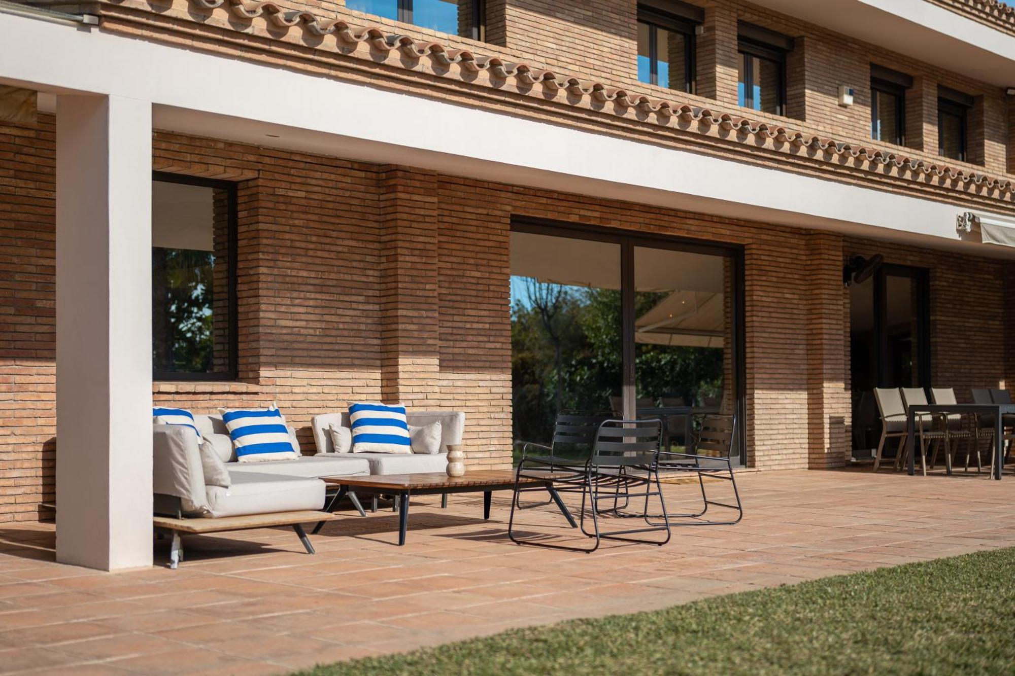 Gava Beach Villa By Olala Homes Gavà Exterior foto